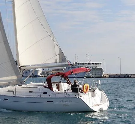 Boat In 스플리트