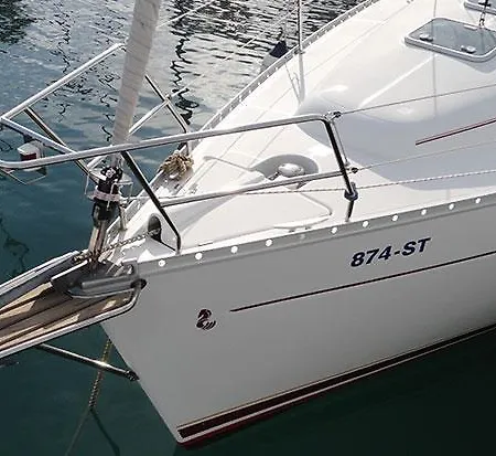 Boat In * Split